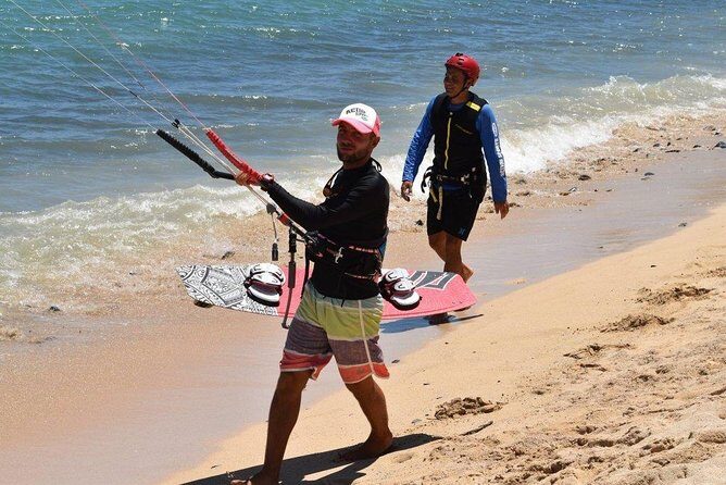 2.5-Hour Private Kiteboarding Lessons at Kanaha Beach in Kahului - Who Should Consider This Tour?