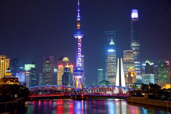 2.5-Hour Private Shanghai Bund Walking Tour including Local Dumpling Tasting - Who Should Consider This Tour?