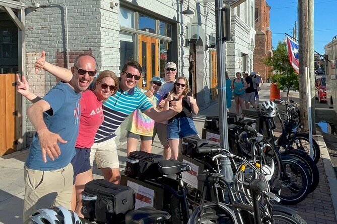 2.5 Hr E-Bike tour of Wilmington's History, Haunts & one Haunted Pub - Key Points