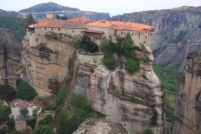 2 Day Award-Winning Private Tour to Delphi & Meteora from Athens - Who Will Love This Tour?