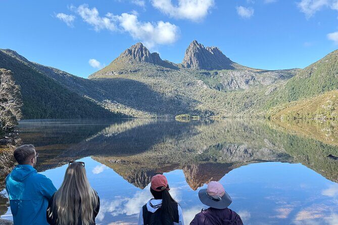 2 Day Cradle Mountain Tour / Hobart return / Inc. Accommodation - Key Points
