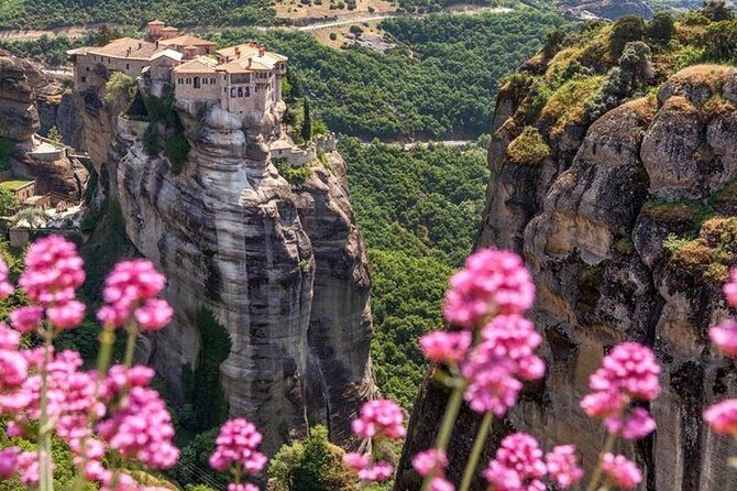 2 Day Delphi, Meteora Iconic Sites Private Tour With 4* Hotel Included - Why Choose a Private 2-Day Tour of Greece’s Iconic Sites?