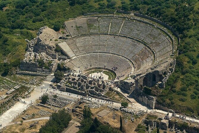 2 Day Ephesus And Pamukkale Tour from Istanbul with Flights - An In-Depth Look at the 2-Day Istanbul to Ephesus & Pamukkale Tour