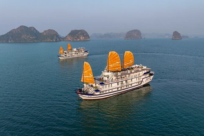 2-Day Explore the beauty of Bai Tu Long Bay on Signature Cruise - Exploring Bai Tu Long Bay – What Makes It Special