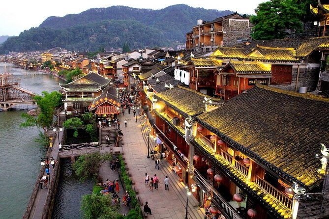 2-Day Fenghuang Old Town and Dehang Miao Village Private Tour with Accommodation - Why This Tour Works Well