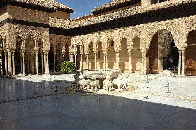 2-Day Granada Tour from Seville Including Skip-the-Line Access to Alhambra Palace and Arabian Baths - Exploring the Granada Experience in Depth
