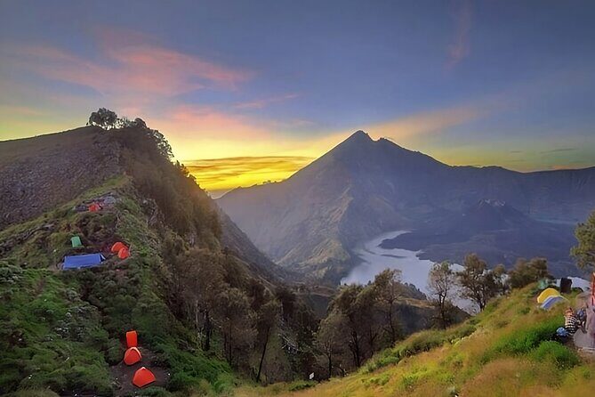 2 Day Guided Hiking to Mount Rinjani Senaru Crater Rim - 2 Day Guided Hiking to Mount Rinjani Senaru Crater Rim