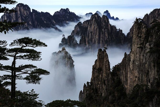 2-Day Huangshan and Hongcun Village Private Tour from Hangzhou by Bullet Train - An In-Depth Look at the Experience