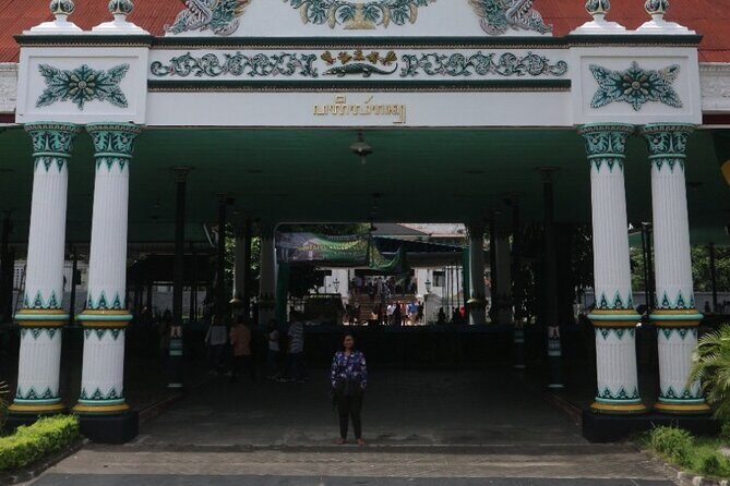 2-Day Java Tour from Bali Including Yogyakarta and Borobudur Temple - Accommodation and Meals