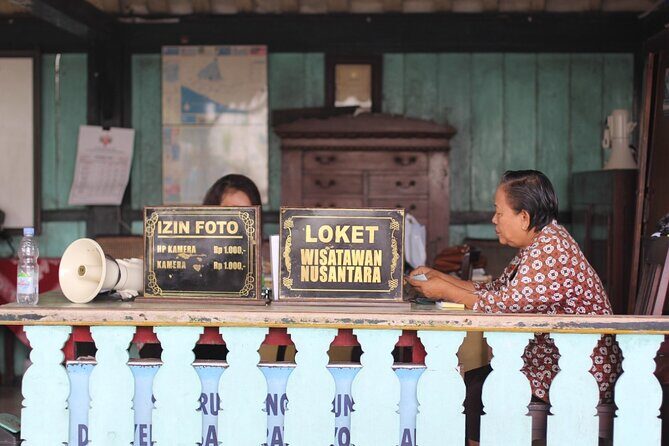 2-Day Java Tour from Bali Including Yogyakarta and Borobudur Temple - FAQ