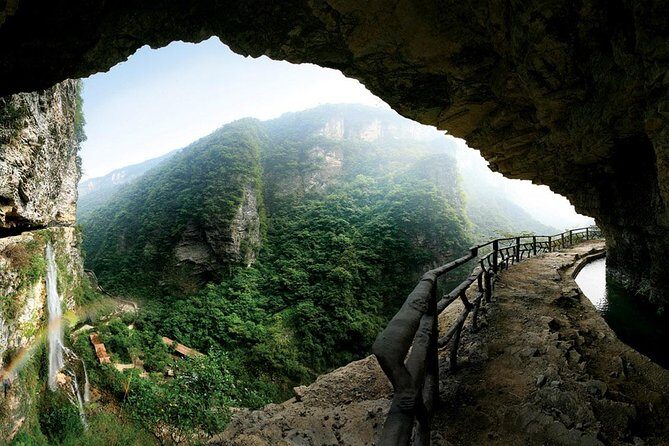 2-Day Mini Group Zhangjiajie Tour: Avatar Mountain & Glass Bridge - Frequently Asked Questions