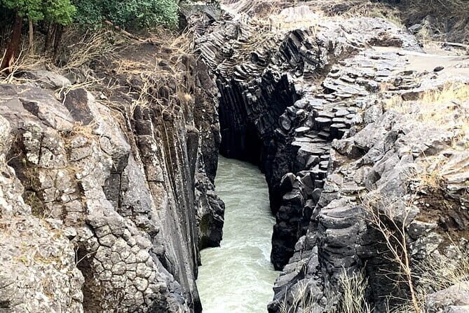 2-Day Minibus Tours to Aso and Kumamoto, Takachiho from Fukuoka - The Sum Up