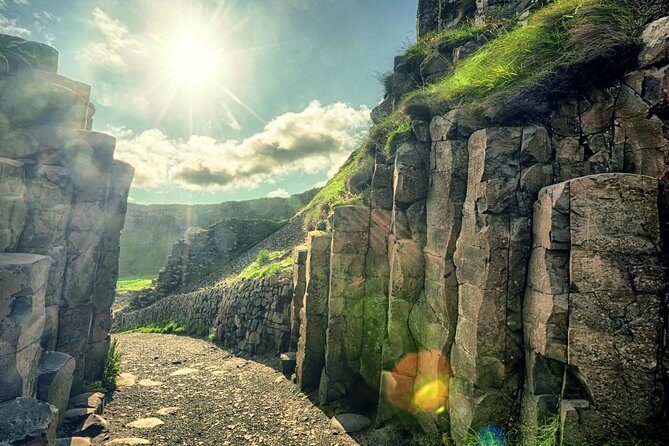 2-Day Northern Ireland Tour from Dublin Including Belfast and Giants Causeway - Authentic Experiences & Unique Highlights