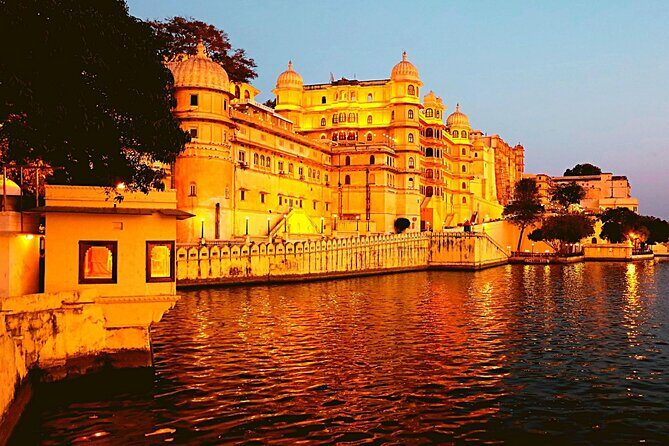 2-Day Private Luxury Udaipur Trip from Delhi - Key Points