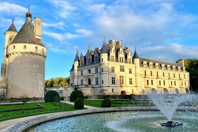 2-day Private Mont Saint-Michel, 3 Loire Castles, D-Day Express - Who This Tour is Perfect For