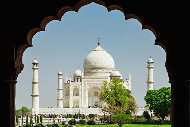 2-Day Private Taj Mahal Sunrise Trip from Chennai with Flights - Accommodation & Overall Value