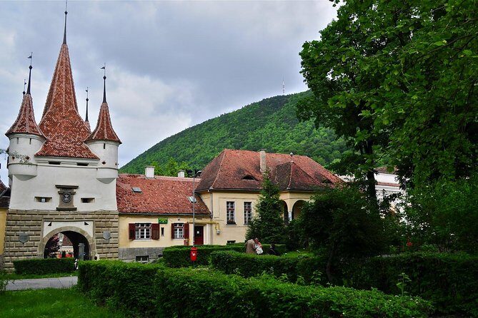 2-Day Private Tour of Transylvania from Bucharest - Day 1: From Bucharest to the Heart of Transylvania