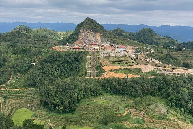 2-Day Private Tour Through the Mountains from Ha Giang Loop - Who Is This Tour Best For?