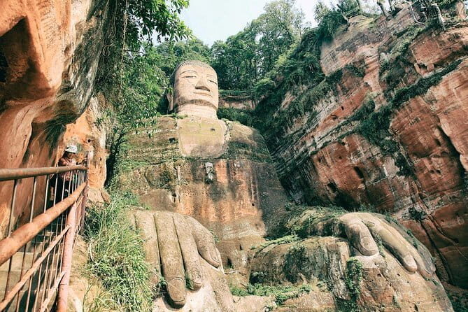 2-Day Private Tour to Chengdu City Highlights+ Leshan Buddha from Beijing by Air - Who is this tour best suited for?