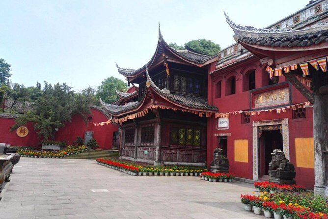 2-Day Private Tour to Chengdu City Highlights+Leshan Buddha from Shanghai by Air - FAQ