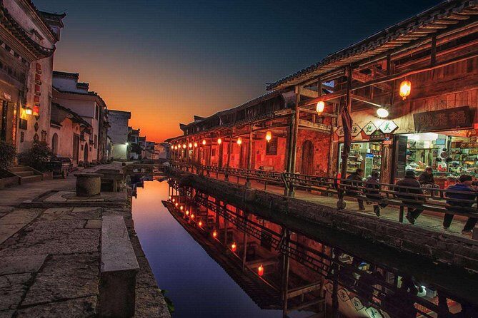 2-Day Private Trip to Huangshan Mountain and Tongmo Ancient Town from Shanghai - The Itinerary in Detail: What to Expect