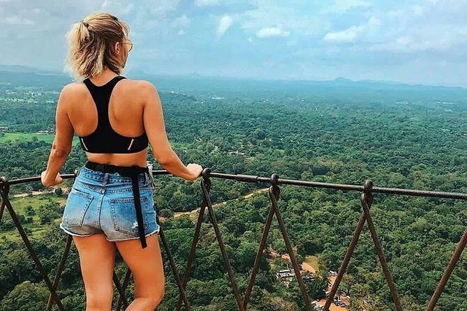 2 Day Tour to Sigiriya & Minneriya safari From Colombo - Who Should Consider This Tour?