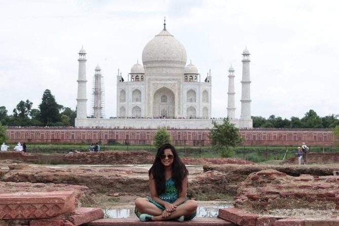 2-Day Tour to Taj Mahal, Agra from Ahmedabad with Both Side Commercial Flights - Frequently Asked Questions
