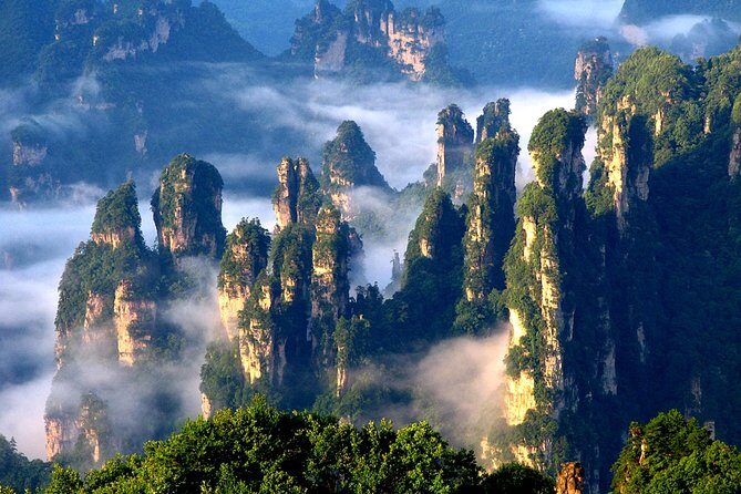 2-Day Zhangjiajie Avatar Mountain Private Tour with Hotel Option from Shanghai - The Complete Experience: What to Expect from the Tour