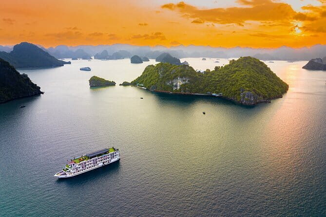 2 Days 1 Night Amanda Premier Cruise to Ha Long Bay from Hanoi - Key Points