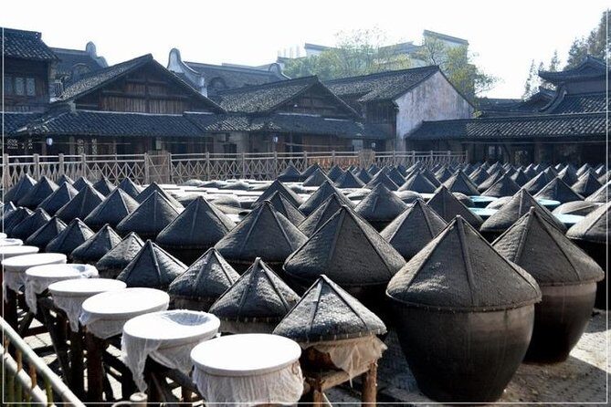 2 Days 1 Night Classic Tour to Wuzhen Ancient Water Town in Hangzhou - Transportation and Comfort