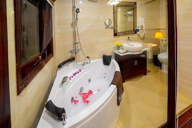 2 days 1 night on Halong bay with modern cruise - FAQ