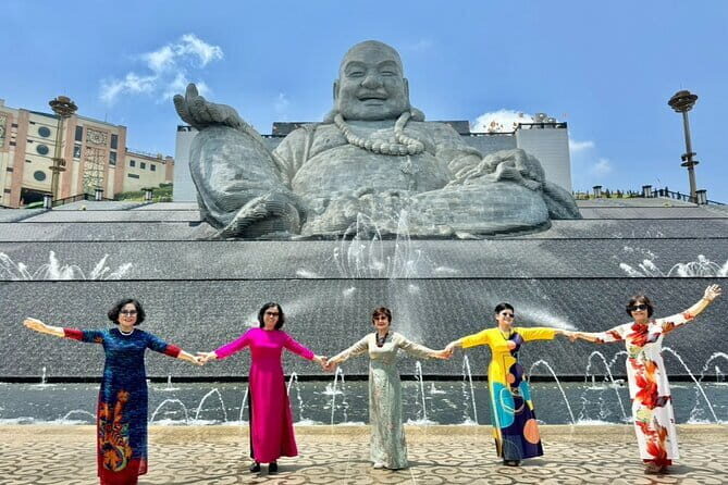 2 Days Combo Floating Market, Lady Mountain, Cao Dai and Tunnels - FAQs