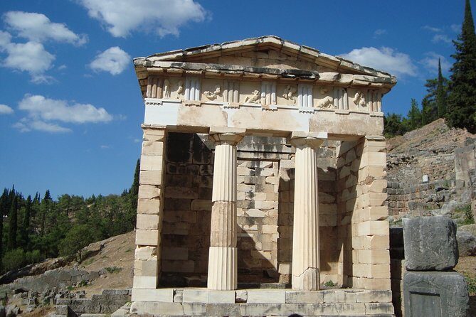 2 DAYS DEPHI -METEORA & Thermopylae Private Trip From Athens - Practical Details to Keep in Mind