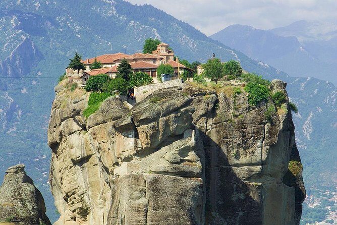 2 DAYS DEPHI -METEORA & Thermopylae Private Trip From Athens - FAQ