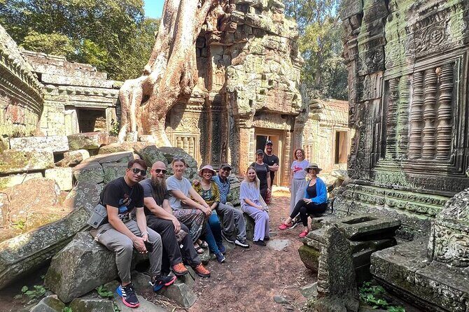 2 Days Exclusive Temple Highlights with Sunset and Sunrise Tour - The Experience: What Travelers Can Expect