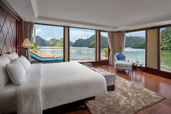2 Days Gem Cruise Guided Tour in Halong Bay - Day 1: Sampling the Bays Beauty & Activities