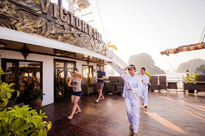 2 days Halong Bay and Bai Tu Long Bay - Overnight Cruise 5* - Key Points