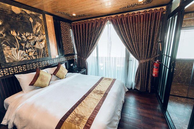 2 days Halong Bay and Bai Tu Long Bay - Overnight Cruise 5* - An In-Depth Look at the Experience