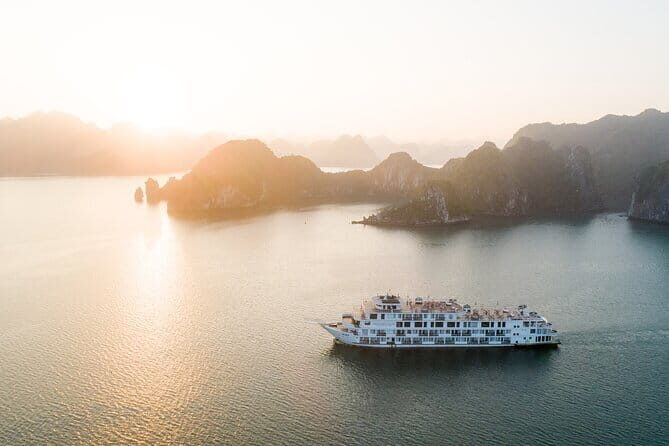 2 Days Halong Bay Cruise Tour from Hanoi - Key Points