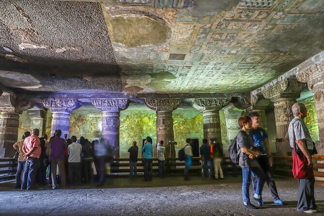 2 Days Journey Through Time : Ajanta, Ellora and Aurangabad - Key Points