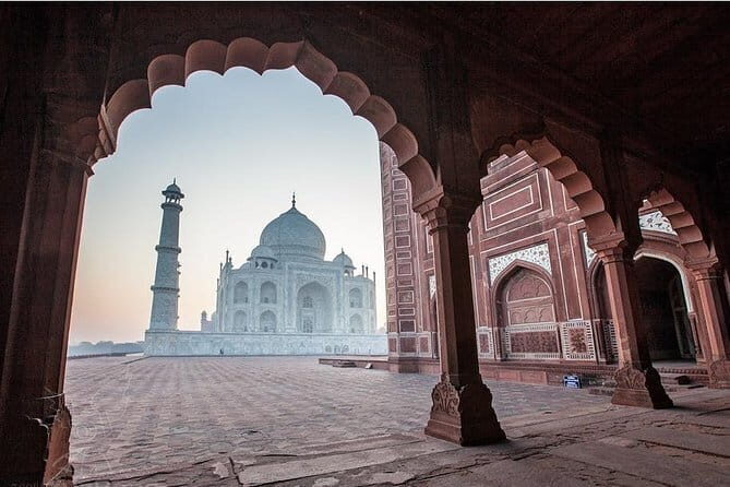 2 Days Overnight Taj Mahal & Agra Tour from Delhi - Key Points