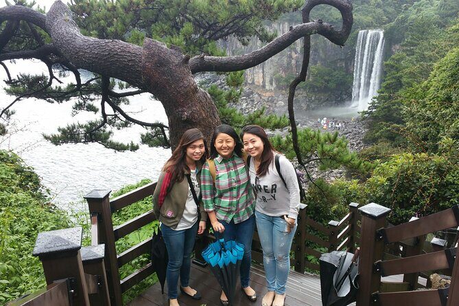 2 Days Private Taxi Tour - West and South of Jeju Island - The Itinerary: What to Expect and Why It Matters