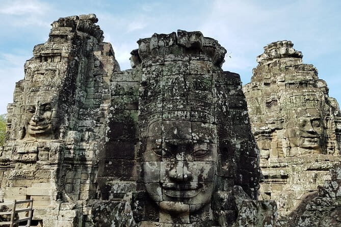 2 days private tour: Angkor sunrise, Banteay Srei, Kulen mountain, Beng Mealea - Key Points