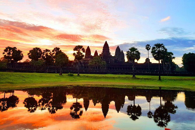 2-Days Private Tour in Angkor Sunrise, Banteay Srei and Beng Mealea Temple - A Closer Look at the Itinerary