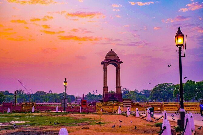 2 Days Private tour of Delhi and Agra with Stay at 5 Star Hotel - The Full Experience: A Detailed Review