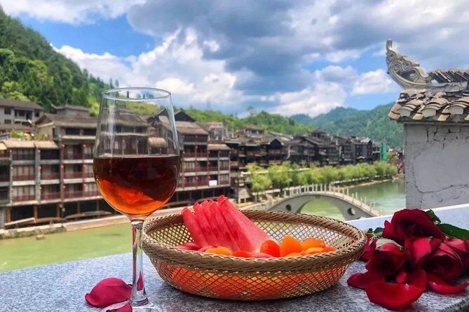 2 Days Relax Tour to Fenghuang Ancient Town from Zhangjiajie - FAQs