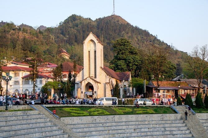 2 Days Sapa Trekking by Limousine from Hanoi - An In-Depth Look at the 2 Days Sapa Trekking by Limousine from Hanoi