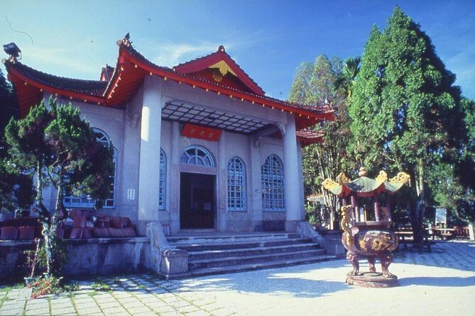 2 Days Sun Moon Lake & Lukang Historic Area Tour - What Travelers Should Consider