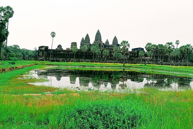 2 Days Tuk Tuk Private Tour of Angkor - Detailed Analysis of the Tour Experience