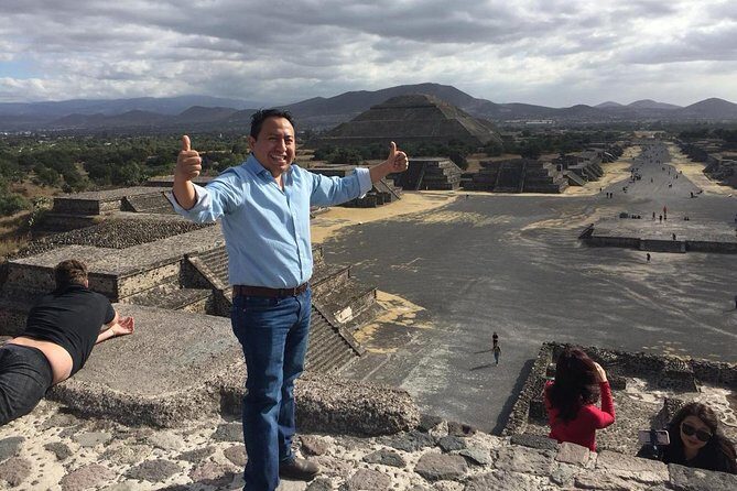 2 Days visiting Basilica of Guadalupe, Pyramids, Frida Kahlo museum & Xochimilco - A Closer Look at Each Stop